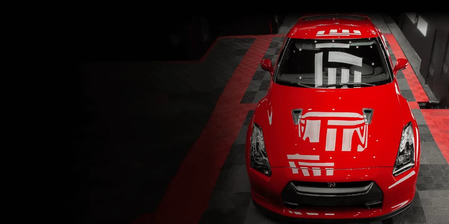 Auto rojo protegido con PPF Kryptonite
